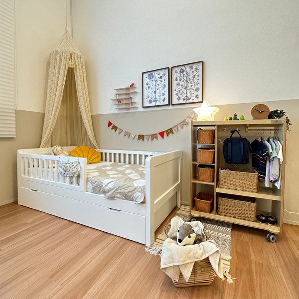 Wardrobe & Storage